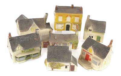 Appraisal: Spot-on shop buildings suitable for O Gauge Railways consisting of