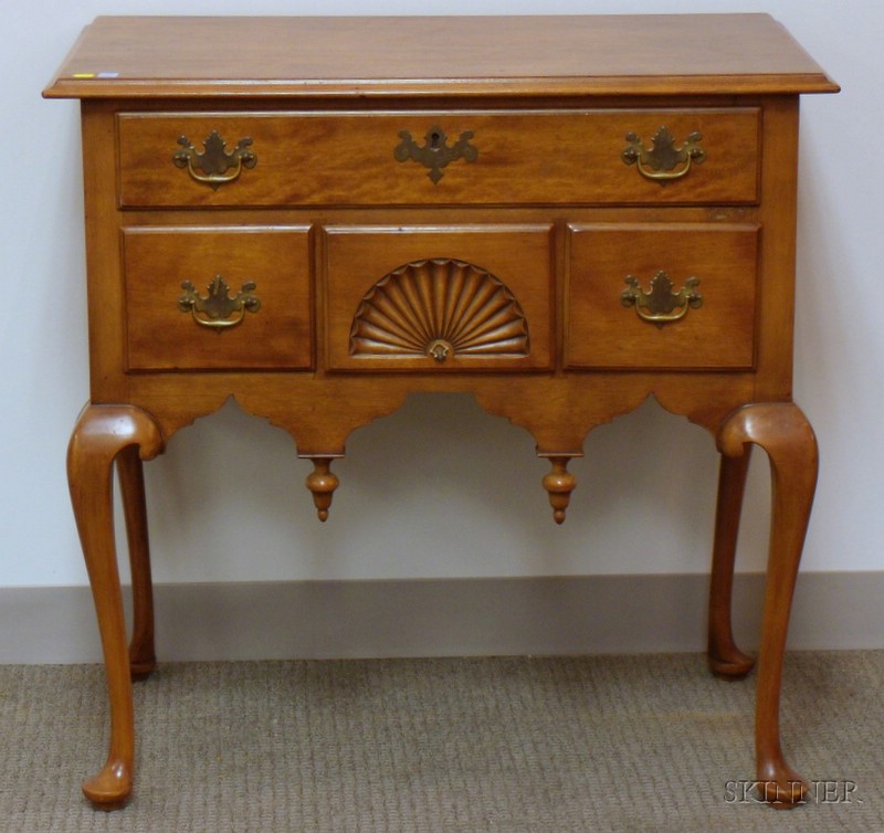 Appraisal: Queen Anne Style Carved Mahogany Dressing Table ht wd in