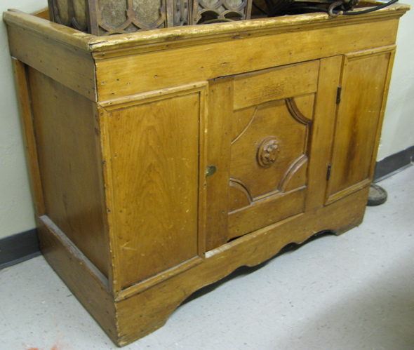 Appraisal: VICTORIAN COUNTRY PINE DRY SINK American th century having a