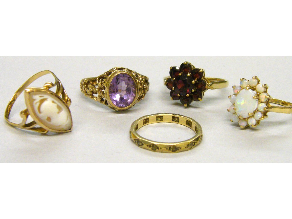 Appraisal: Two ct cluster rings ct cameo ring ct single stone