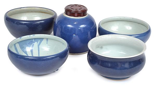 Appraisal: A COLLECTION OF FIVE CHINESE BLUE GLAZED EARTHENWARE VESSELS including