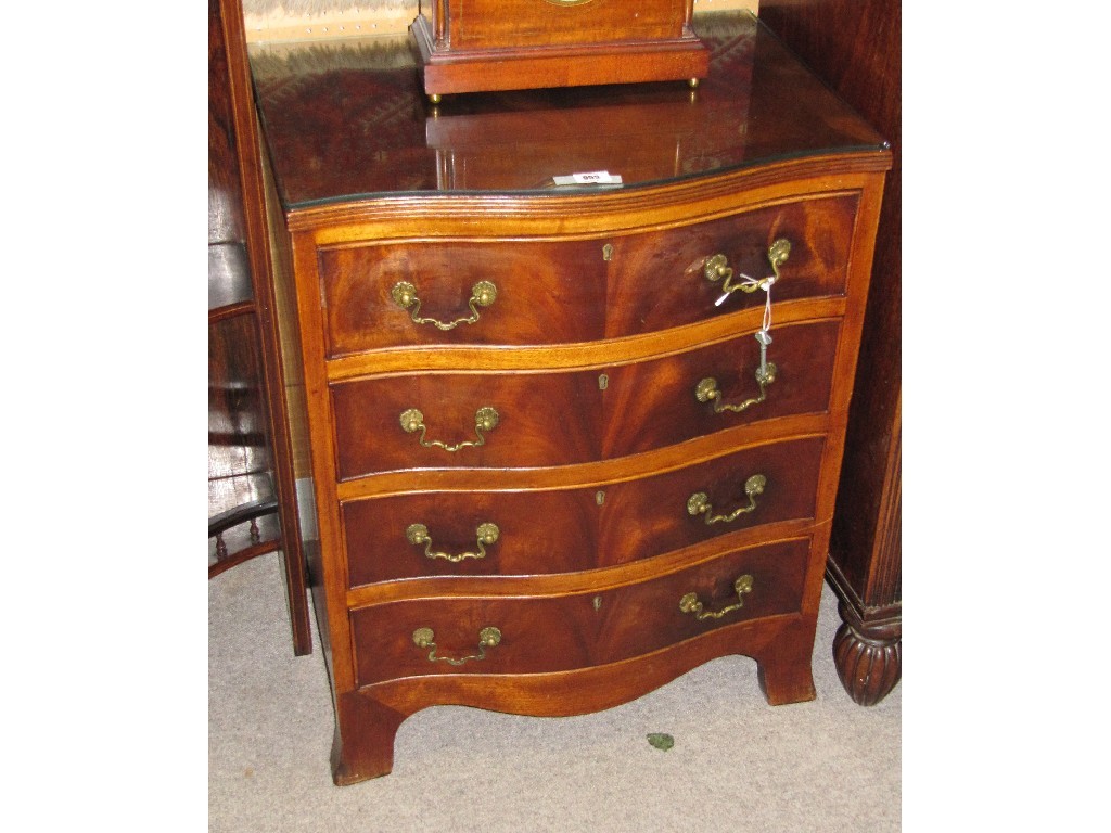 Appraisal: Edwardian mahogany four drawer chest of drawers