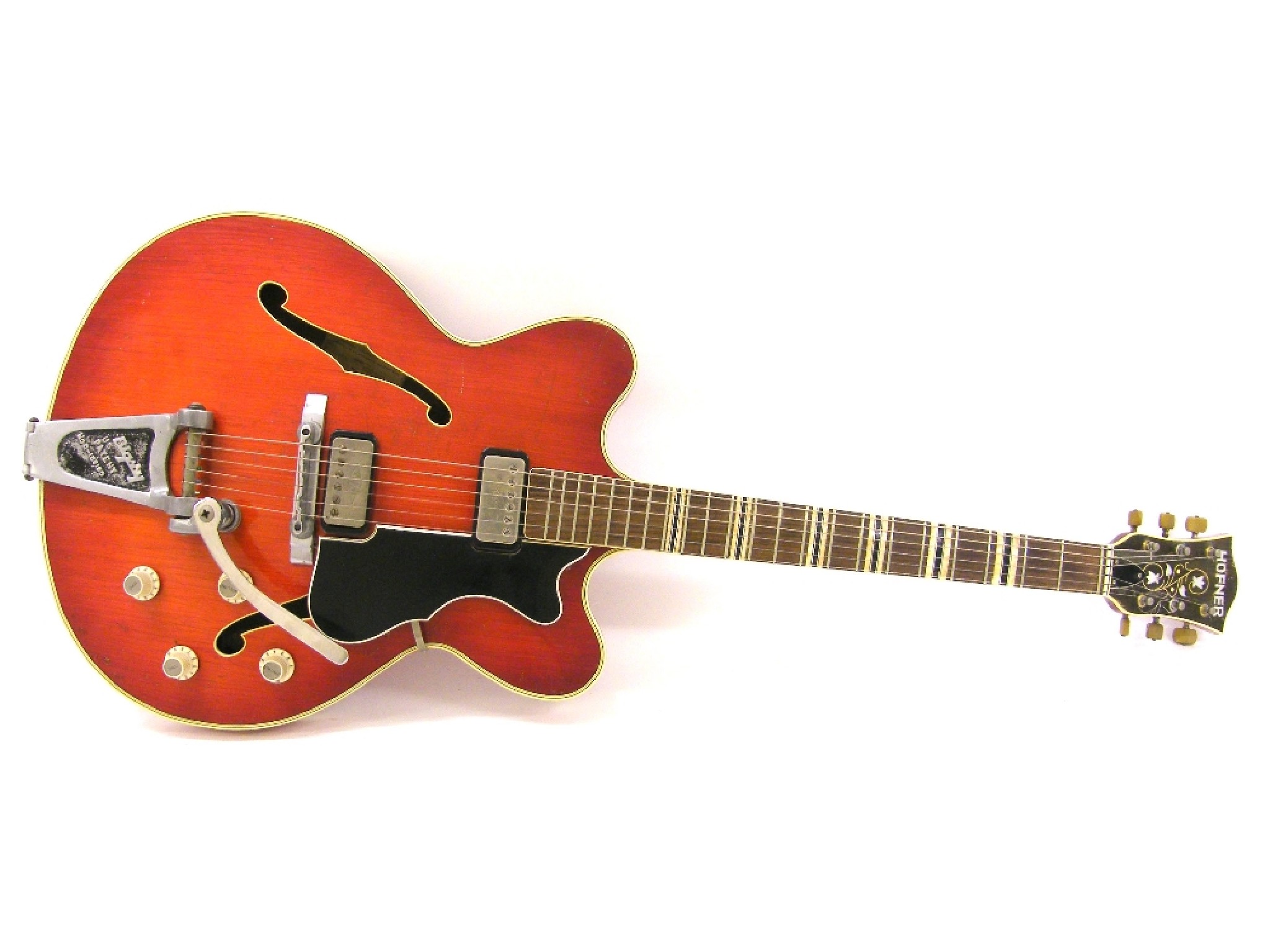 Appraisal: Hofner Verithin Bigsby hollow body electric guitar ser no cherry