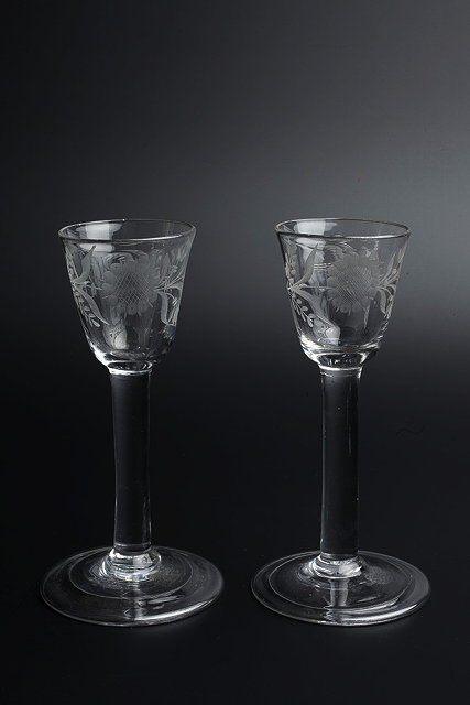 Appraisal: A PAIR OF TH CENTURY WINE GLASSES each engraved with