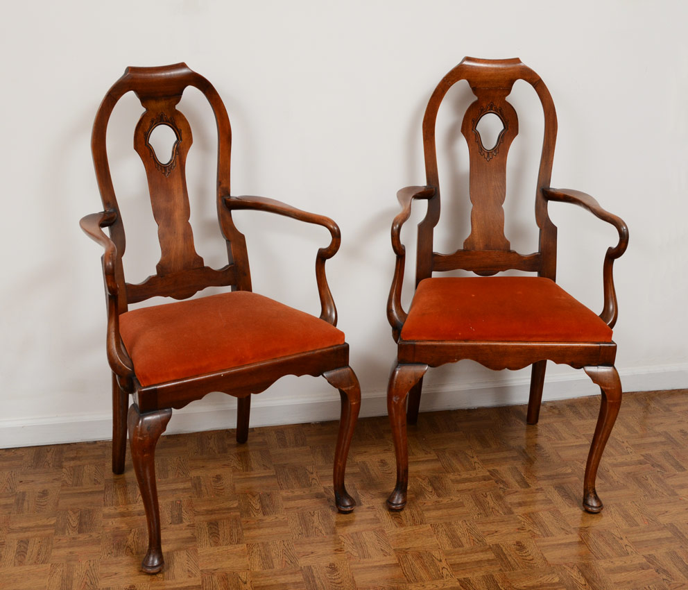 Appraisal: PAIR QUEEN ANNE SIDE CHAIRS Shaped back rail with carved