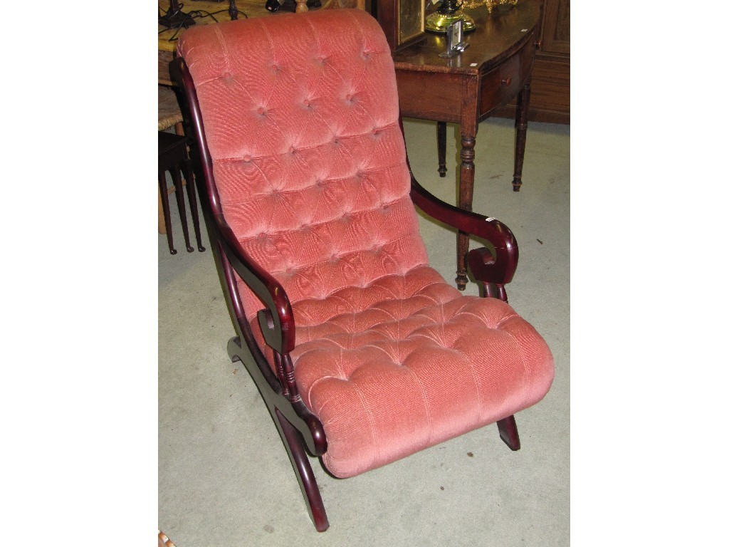 Appraisal: Reproduction armchair