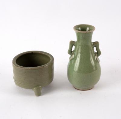 Appraisal: A Chinese celadon glaze vase th th Century cm high