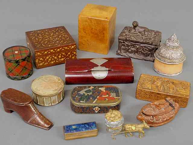 Appraisal: Group of snuffboxes and decorative boxes- wood ceramic etc mostly