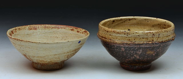 Appraisal: Jim MaloneTwo bowls one with hakeme glaze the other with