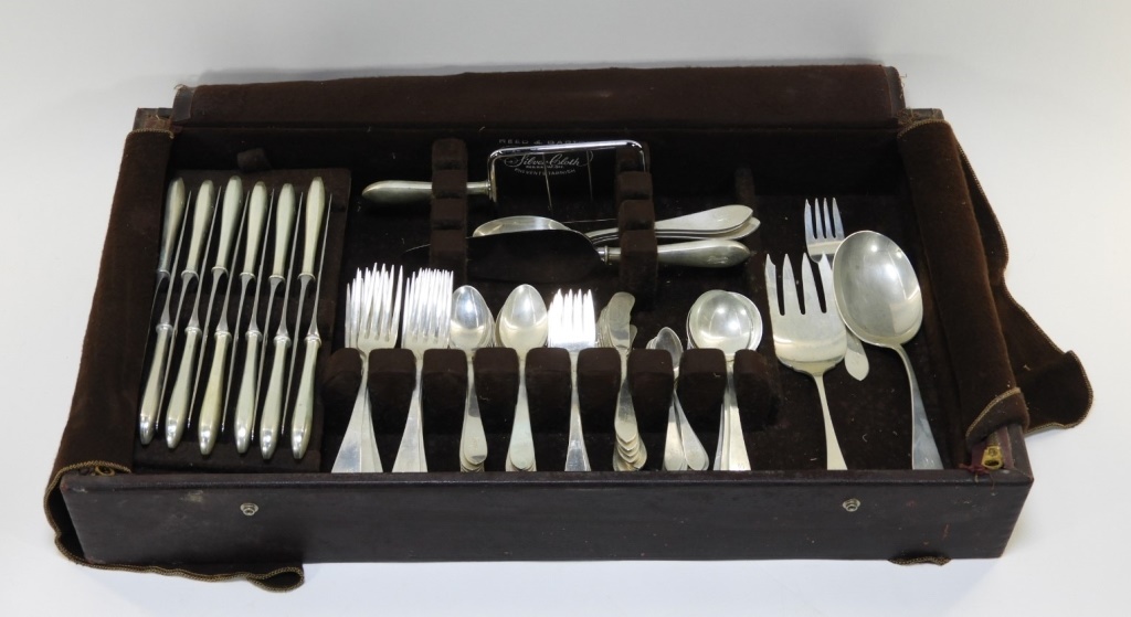 Appraisal: WALLACE PURITAN STERLING SILVER FLATWARE SERVICE United States th Century