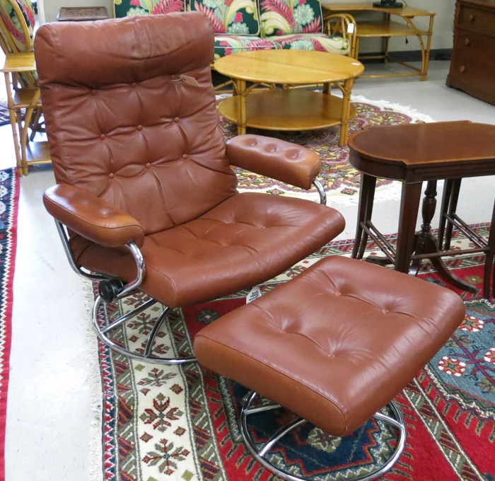 Appraisal: VINTAGE STRESSLESS RECLINING LOUNGE CHAIR AND MATCHING OTTOMAN J E