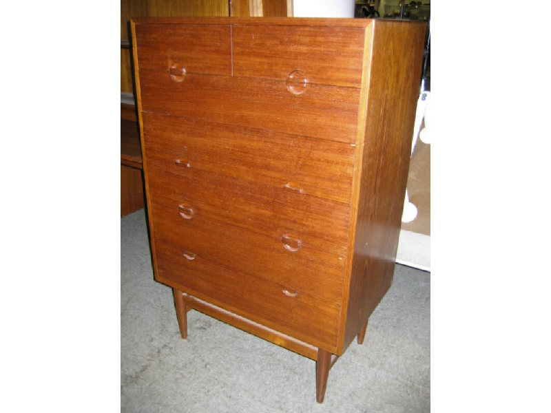 Appraisal: DANISH MODERN TEAK BEDROOM ENSEMBLE Comprising tall chest h w