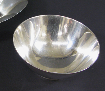 Appraisal: A TIFFANY AND COMPANY STERLING SILVER BOWL round form -