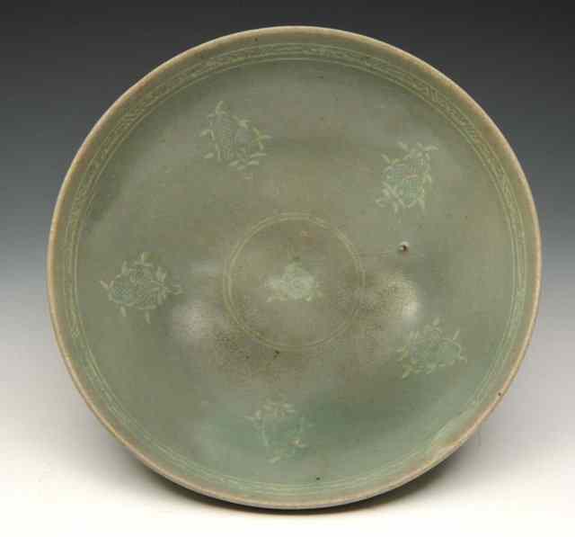 Appraisal: A KOREAN KORYU WARE GREEN GLAZE CIRCULAR BOWL probably th