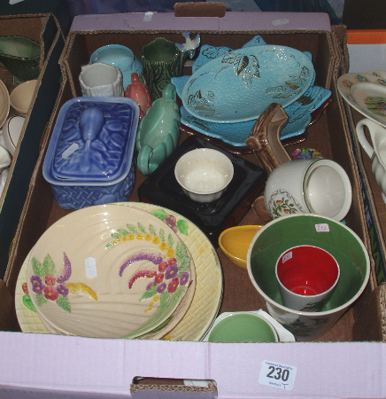 Appraisal: A Tray Of Various Wade Consisting of Coronation Queen Elizabeth