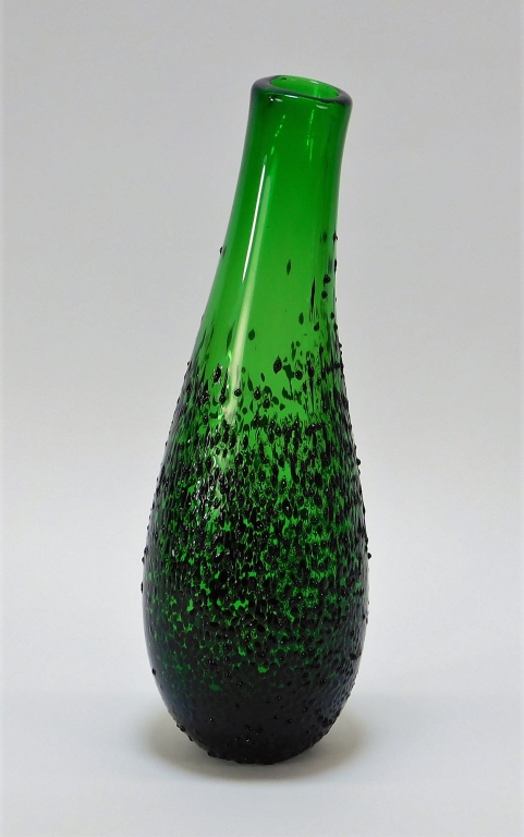 Appraisal: VINT STUDIO ART GLASS STIPPLE DRIP OVERSHOT VASE United States