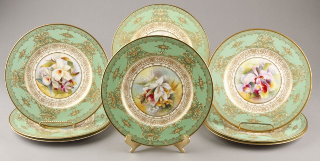 Appraisal: Set of hand painted Royal Worcester place plates Each plate