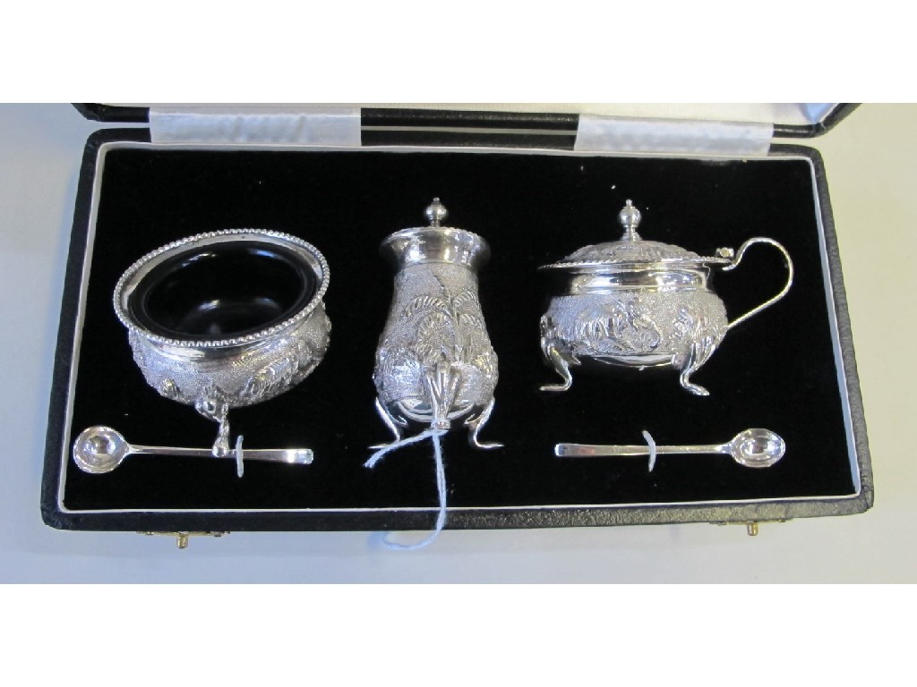 Appraisal: Cased three piece sterling silver condiment set