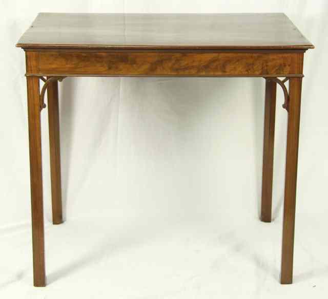 Appraisal: An Edwardian mahogany side table banded in satinwood and inlaid