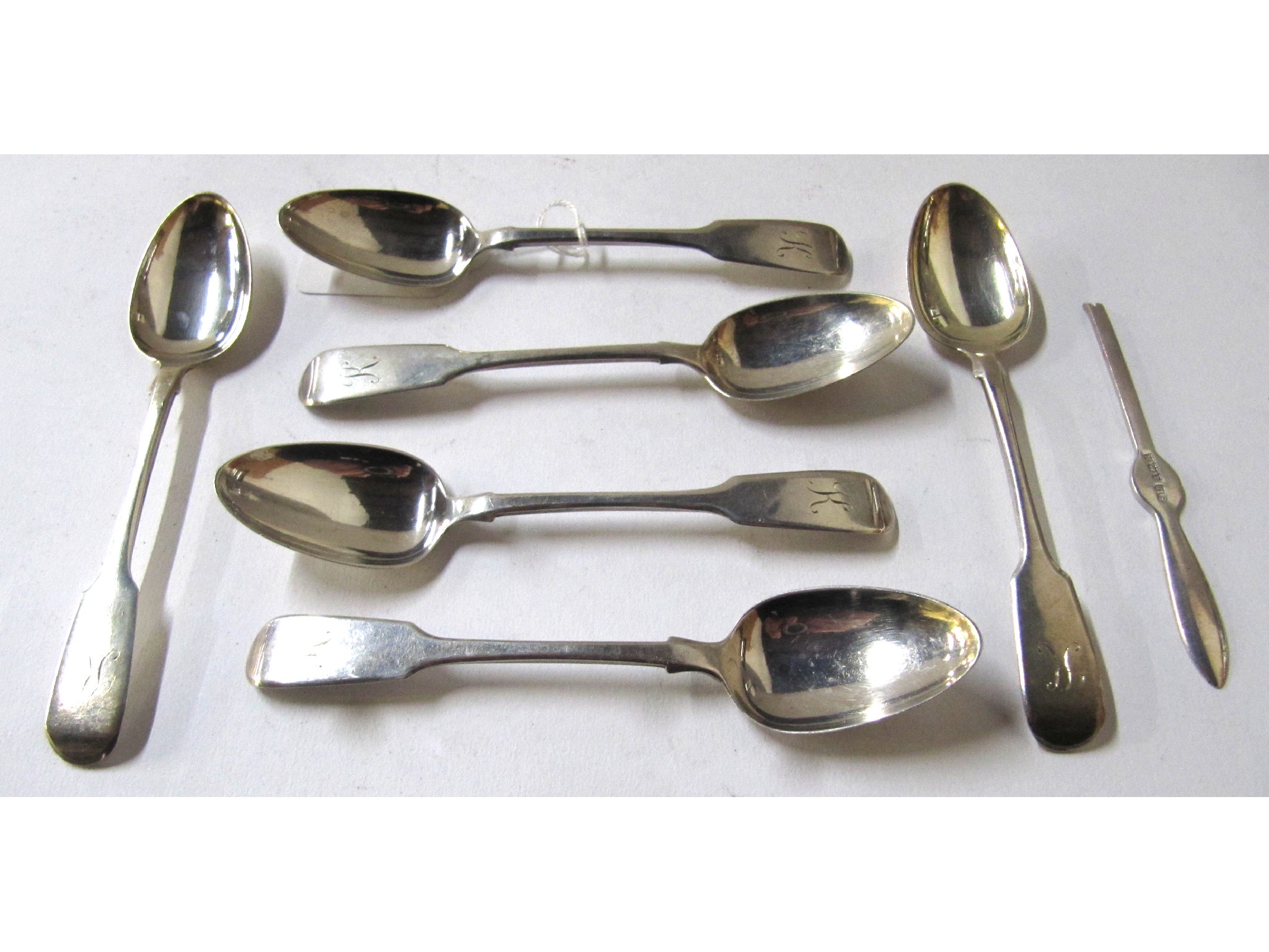 Appraisal: A lot comprising a set of six silver teaspoons London