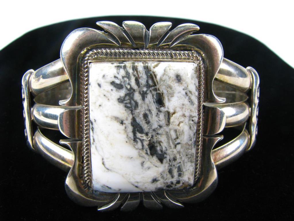 Appraisal: A sterling silver Navajo made cuff bracelet with approximately x