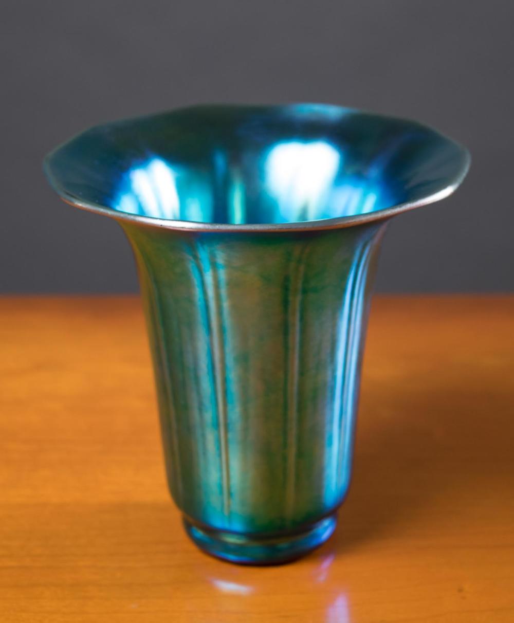 Appraisal: STEUBEN IRIDESCENT BLUE ART GLASS VASE of trumpet form raised