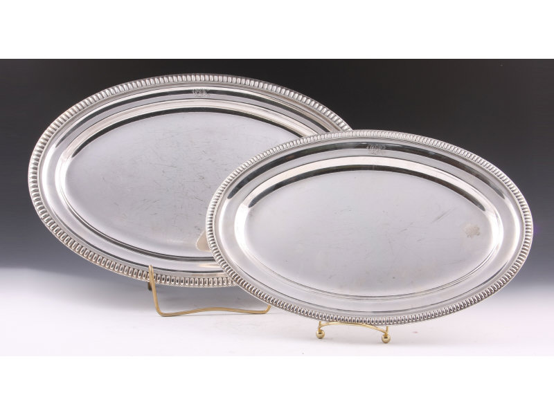 Appraisal: Pair of Gorham for Tiffany Silverplate Trays both stamped G