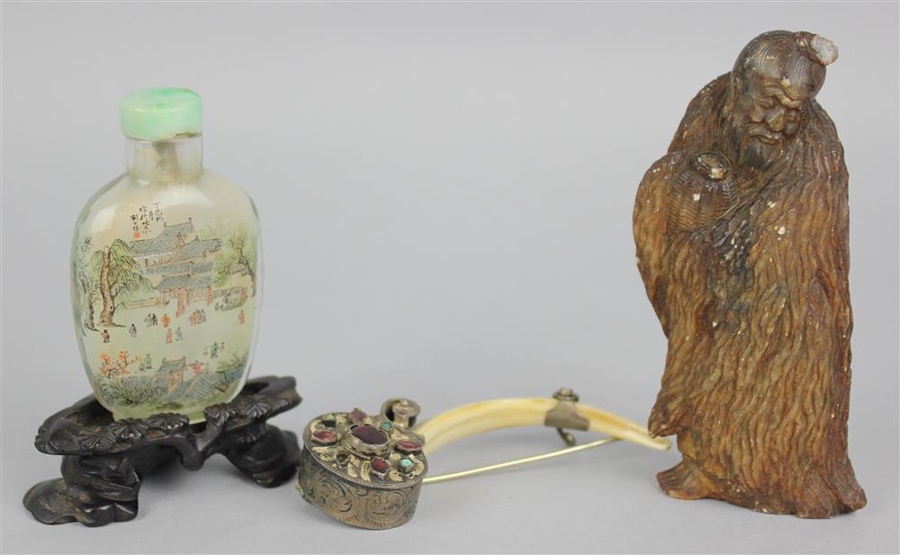 Appraisal: THREE CHINESE ITEMS including an interior painted snuff bottle signed