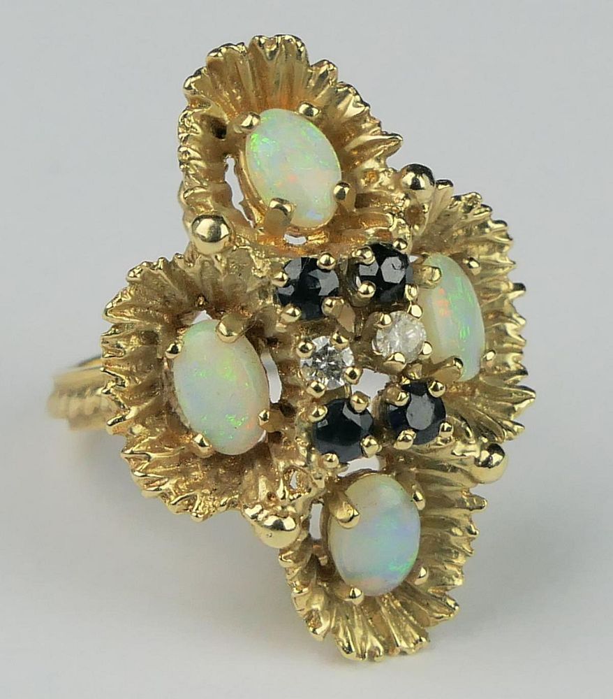 Appraisal: KT Y G OPAL SAPPHIRE DIAMOND COCKTAIL RING Size Ring