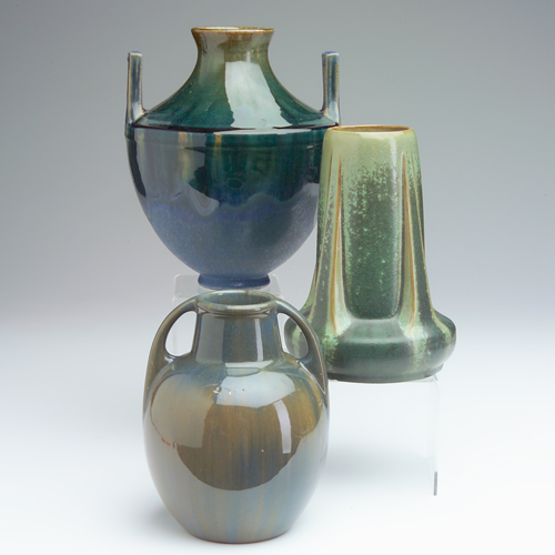 Appraisal: FULPER Three vases an urn with square handles in glossy