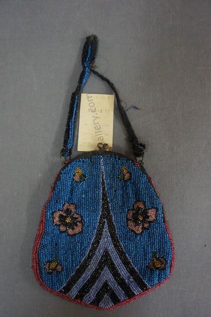 Appraisal: Antique Victorian Art Nouvaux Beaded Purse ca 's- 's With