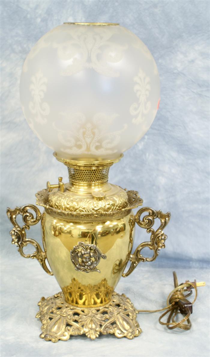 Appraisal: Brass Victorian parlor lamp with etched frosted clear glass shade