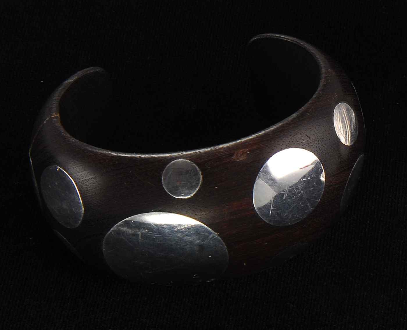 Appraisal: WILLIAM SPRATLING EBONY AND SILVER CUFF BRACELETCirca - sInterior measurement