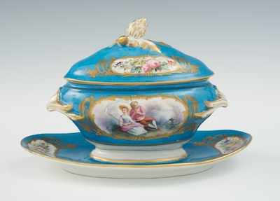 Appraisal: A Sevres Style Sauce Tureen The petite gravy tureen has