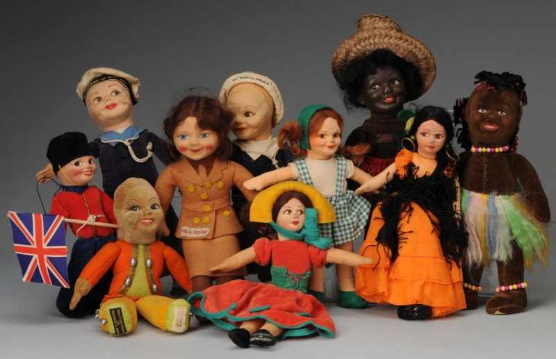 Appraisal: Lot of Cloth Dolls Souvenir Dolls Description England Ca -