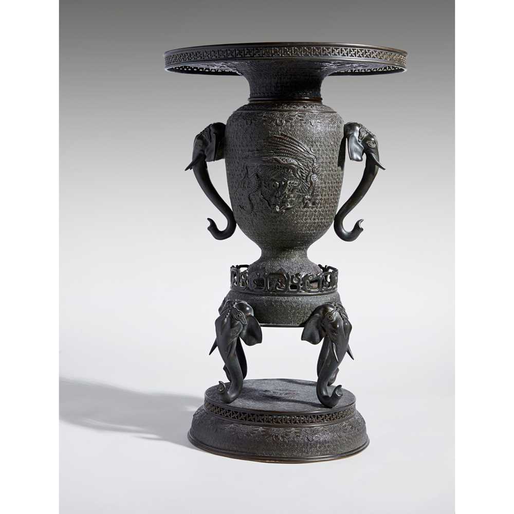 Appraisal: LARGE BRONZE USUBATA VASE EDO PERIOD constructed in three parts