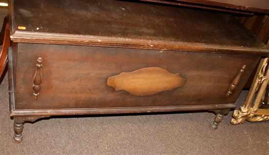 Appraisal: Jacobean style oak blanket chest Estimate - No condition report