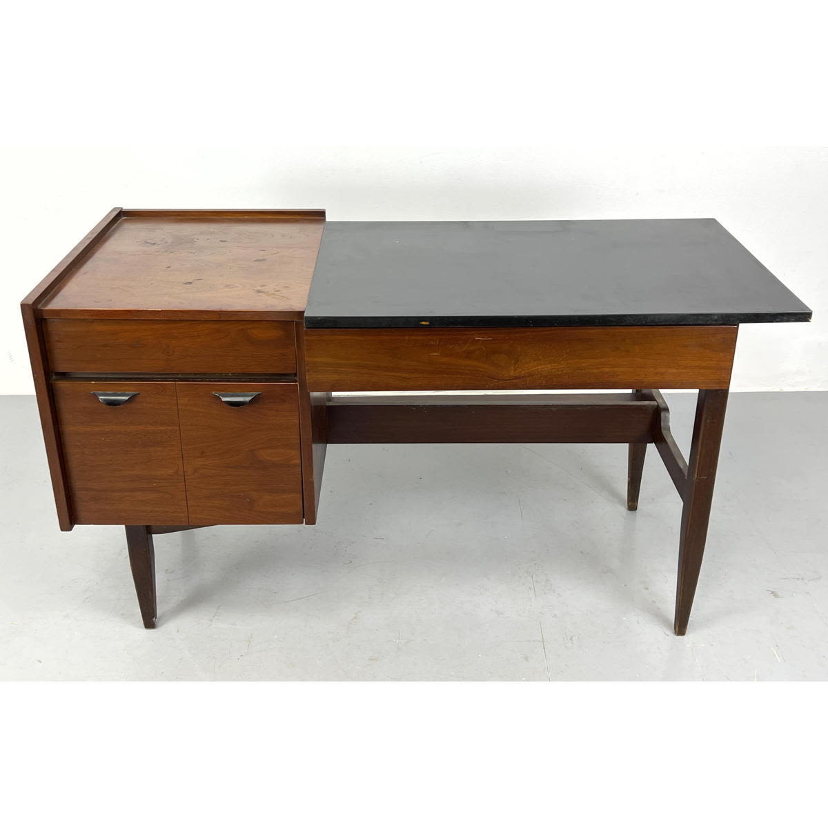 Appraisal: MAINLINE by HOOKER American Modern Walnut Desk Black Laminate Writing