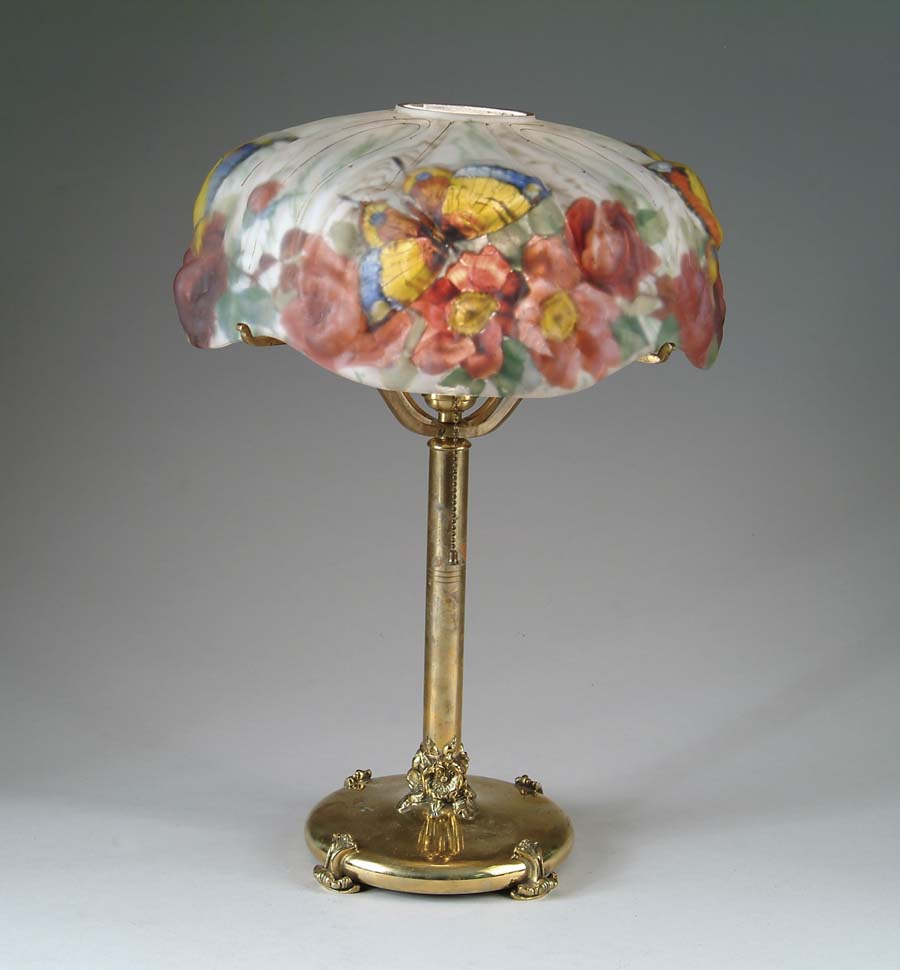 Appraisal: PAIRPOINT BUTTERFLY AND ROSE TABLE LAMP Very pretty blown out