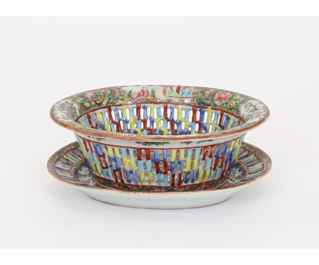 Appraisal: Rose Medallion reticulated fruit bowl and undertray Bowl h x