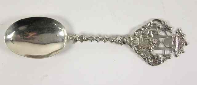 Appraisal: A Dutch silver spoon with scenes of the Nativity to