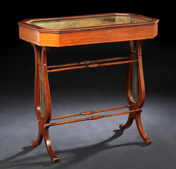 Appraisal: Edwardian Mahogany Vitrine Table ca the hinged canted rectangular top