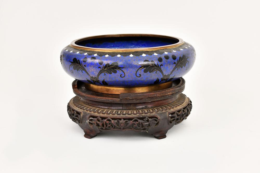 Appraisal: CHINESE CLOISONNE CIRCULAR BOWL ON STAND th Century Decorated with