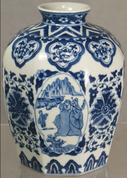 Appraisal: Chinese Export porcelain blue and white vase approx h w