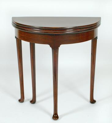 Appraisal: A GEORGIAN PADOUK WOOD TRIPLE TEA GAMES TABLE with circular