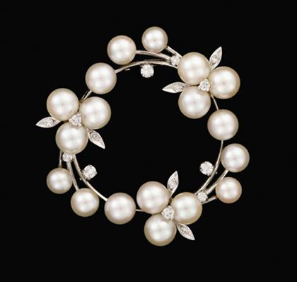 Appraisal: karat white gold diamond and pearl leaf form brooch Fifteen