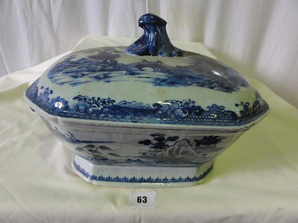 Appraisal: A th century oriental blue and white tureen and cover