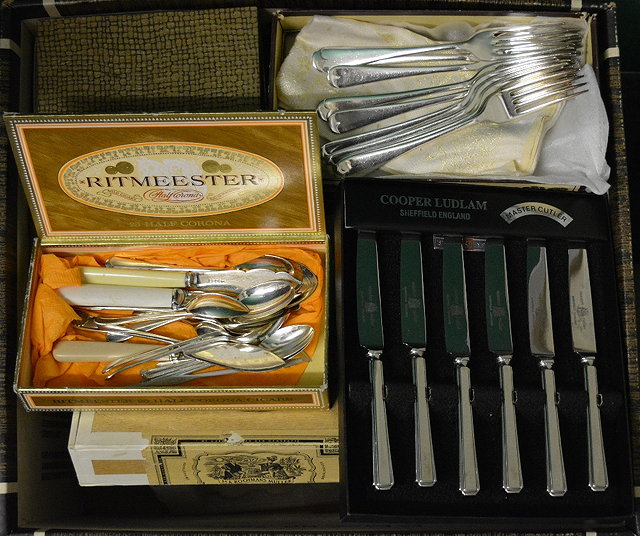 Appraisal: A quantity of silver plated flat wareand other pieces