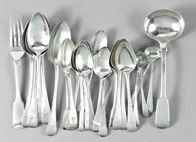 Appraisal: pieces English silver flatware five tablespoons teaspoons three master salts