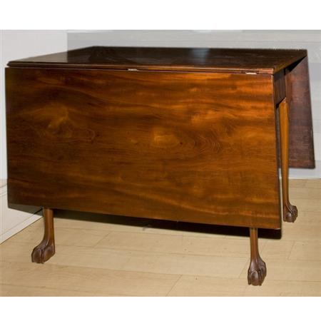 Appraisal: Chippendale Mahogany Drop-Leaf Table Estimate -